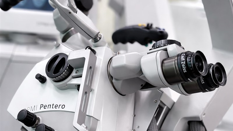 Микроскоп Zeiss OPMI Pentero